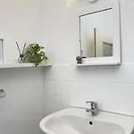 Apartment 31 *